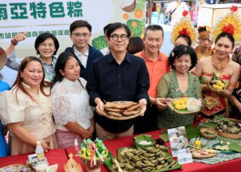 東南亞特色融入台灣傳統習俗-三鳳中街吹起異國風-邀您包粽慶端午