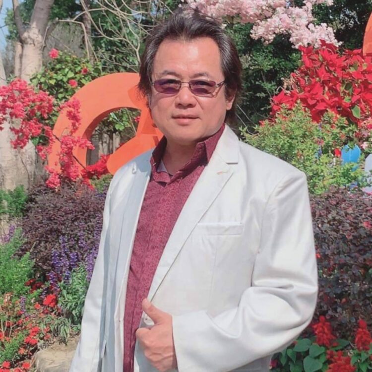 趙清宇-鄉下孩童變詞曲創作家:從日記到詩歌的心路歷程 趙清宇-鄉下孩童變詞曲創作家:從日記到詩歌的心路歷程