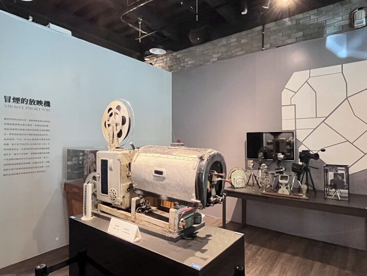 中市圖邀您走進電影時光隧道-張凌文電影收藏展中山73即日展出