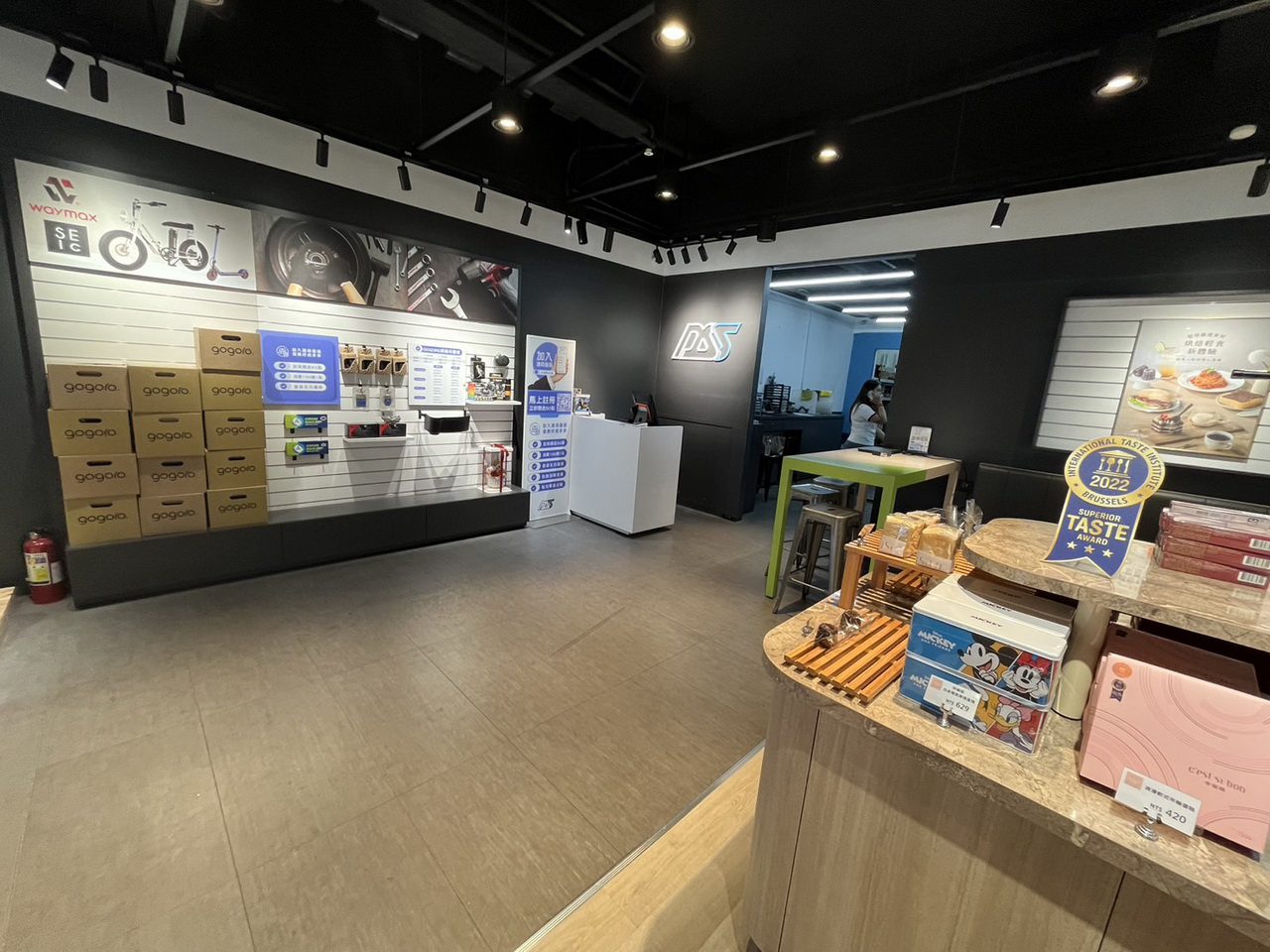台南東區百坪Gogoro維修保養領導品牌二代店 開幕