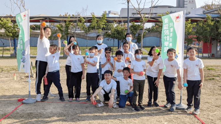 飛霆文教雙語夏令營《復活島之王者崛起》引領AI原生世代 接軌成為未來領袖