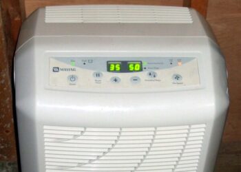 一直都搞錯！「怕擋路」把除濕機放角落超ng　台電曝正確擺法：發揮最佳效能