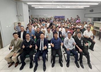 黃文益上任民進黨高雄市黨部主委-高呼一年黨員突破五萬人