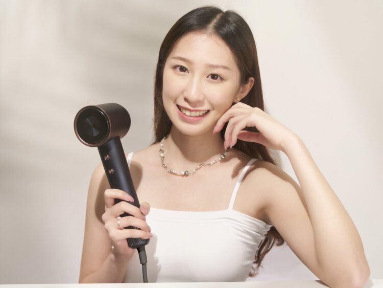 PEAR萊茵負離子高速吹風機上市 主打輕量速乾 pear萊茵負離子高速吹風機上市-主打輕量速乾