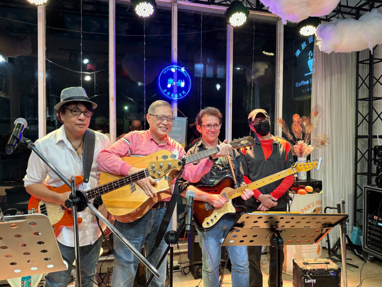 情菲德已木吉他三人團-喚醒民眾對經典流行音樂與搖滾音樂的懷舊之情!