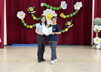 青青校樹學子有成-親親投特畢業快樂