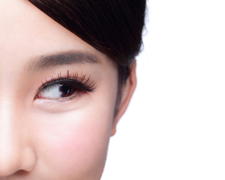 瞇瞇眼女孩應避免4個NG眼妝畫法 別再把眼睛越畫越小 瞇瞇眼女孩應避免4個ng眼妝畫法-別再把眼睛越畫越小