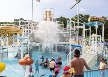 六福水樂園6/15消暑開幕-45週年活動超豐富-制服優惠歡迎重溫學生夢