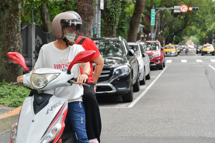 高齡騎士的專屬課程!成大首創台灣社區跨專業安全駕駛系列課程 高齡騎士的專屬課程!成大首創台灣社區跨專業安全駕駛系列課程