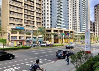 兒女都跑光、不同住！台灣老年人口419萬「獨居、老老居」佔36％：喜愛住超商附近