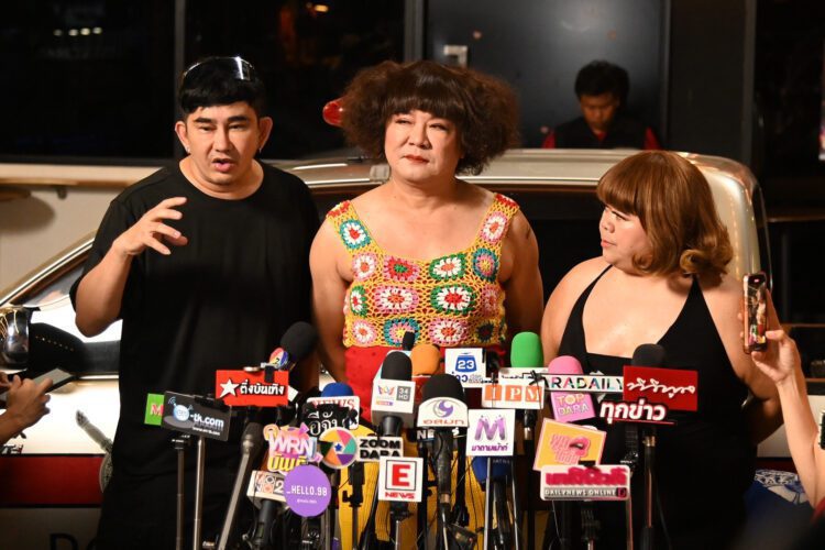 猛鬼聲泣泣緊抓泰國時事 驚喜收錄泰菲三性混戰彩蛋短片 猛鬼聲泣泣緊抓泰國時事-驚喜收錄泰菲三性混戰彩蛋短片