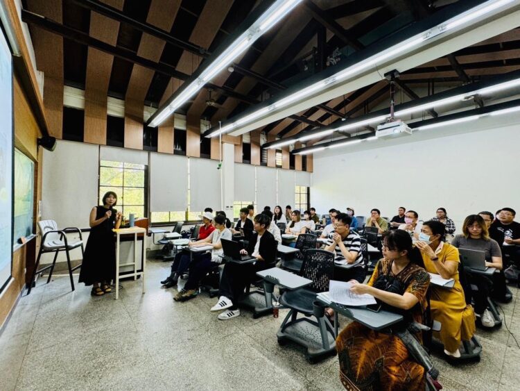 臺中文學獎徵件最後倒數 知名作家加持,傳授寫作密技 臺中文學獎徵件最後倒數-知名作家加持,傳授寫作密技