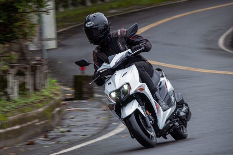 150 c.c.機種居然穩坐2024速克達銷售冠軍?白牌大c.c.數車款成市場主流 150 c.c.機種居然穩坐2024速克達銷售冠軍?白牌大c.c.數車款成市場主流