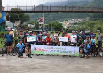熱血開騎 網紅領軍帶你攻略獅頭山多元路線