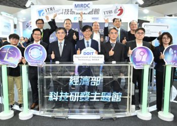 經濟部攜手明泰、光寶、聯發科 推出「O-RAN基站」