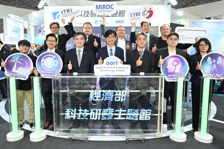 經濟部攜手明泰、光寶、聯發科 推出「O-RAN基站」 經濟部攜手明泰、光寶、聯發科 推出「O-RAN基站」