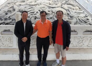 金獅湖保安宮九龍戲水御路奇觀 黃明聰捐資極力護持