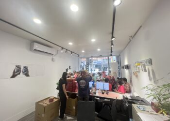 圓方電信暑假送好康-499吃到飽送通話和空壓殼！iphone15、三星機種折扣破萬元！