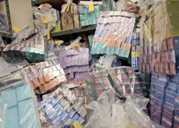 爆系版主批政府不收百億菸稅　卻想在不抽菸民眾身上榨油水