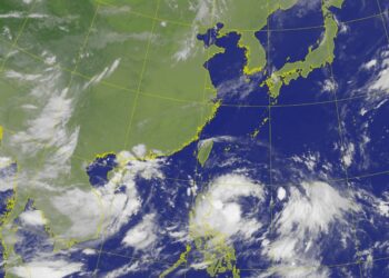 今（21）日還是熱！高溫飆37度-中南部留意午後雷陣雨