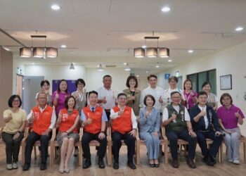 屏東打造全國首座失智照顧教學示範園區-卓揆視察讚「全台典範」