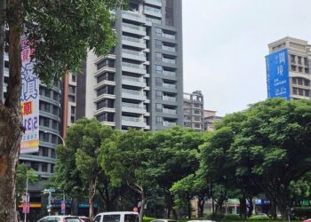 房價太高買氣緩了？他曝「這手段」將擴大衝擊房市