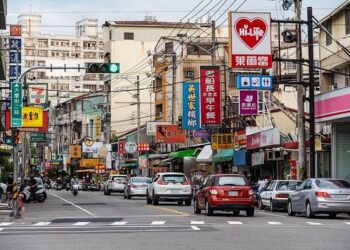 比鄰近區域每坪少5～10萬元！南台中「潛力區」雙鐵共構太猛　