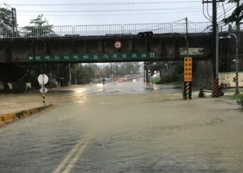 高市大樹區台29線竹寮路段道路積水過深-以及4座橋梁-道路封閉