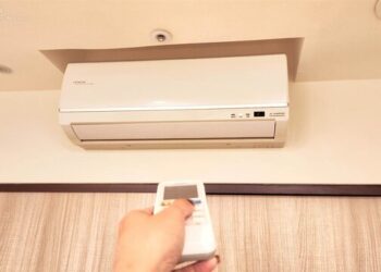 長知識了！晚上睡覺冷氣設定「3步驟」　省錢爽吹一整夜