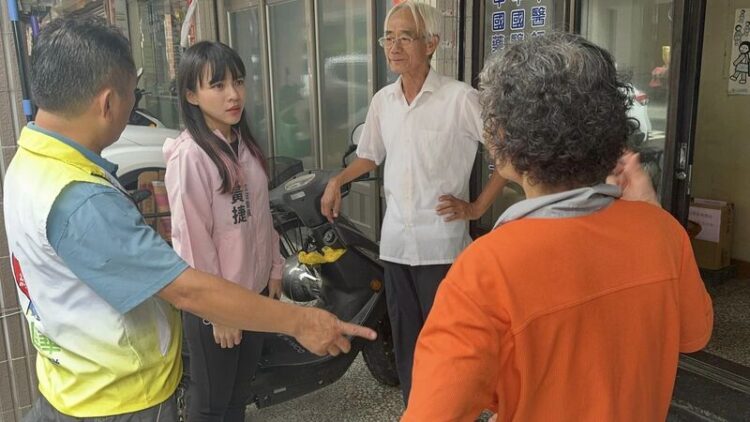 黃捷反擊藍白陣營:颱風期間不在國內被抹黑,藍營立委同樣缺席卻無人關心 黃捷反擊藍白陣營:颱風期間不在國內被抹黑,藍營立委同樣缺席卻無人關心