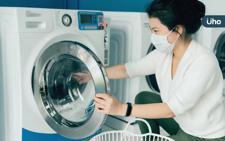 衣服出現「1髒污」該清潔洗衣機了!教你「清洗5步驟」用大浴巾就乾淨 衣服出現「1髒污」該清潔洗衣機了!教你「清洗5步驟」用大浴巾就乾淨