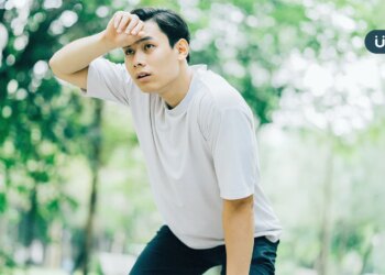 夏天濕熱吃不下，頭暈胸悶樣樣來？中醫教按摩「3穴位」開胃除濕氣