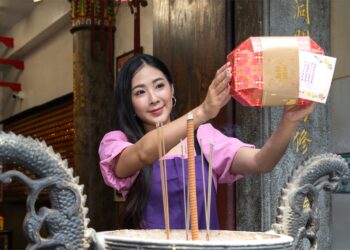 大稻埕百年餅舖供品專家李亭香推出「代客祭祀」及「line祭祀客服」