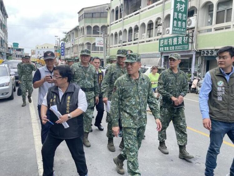國軍八軍團投入救災-協助鹽水後壁迅速復原