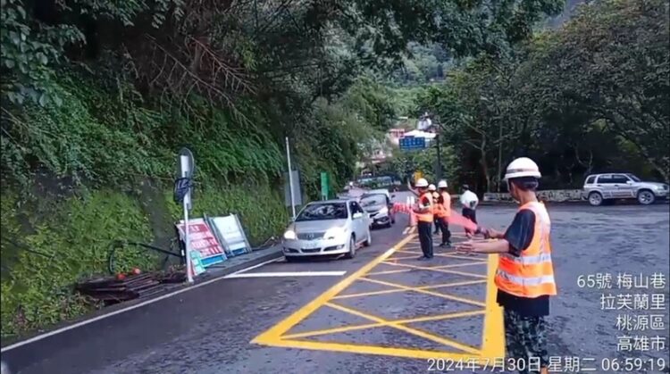 台20線明霸克露橋-今日搶通往台東方向戒護通行