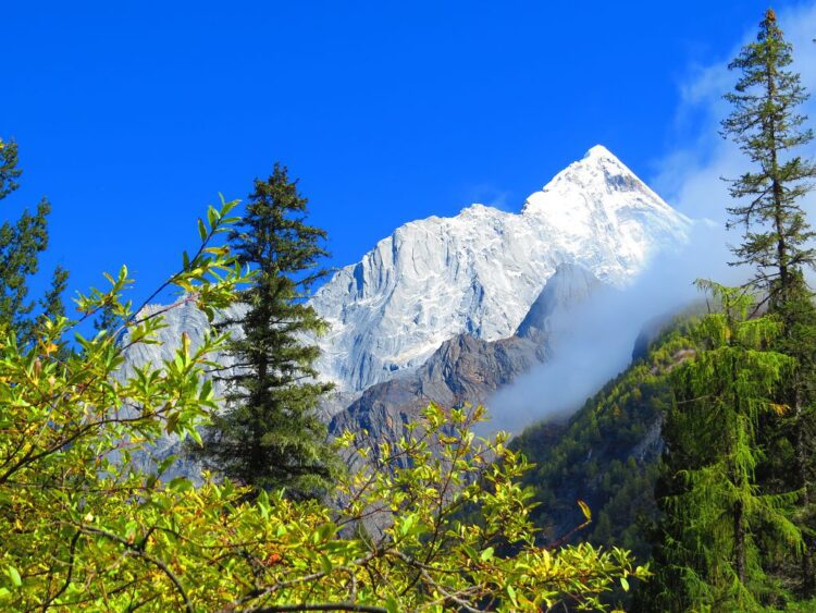 探究川藏秘境「稻城亞丁」　聆聽康定情歌賞山水之美