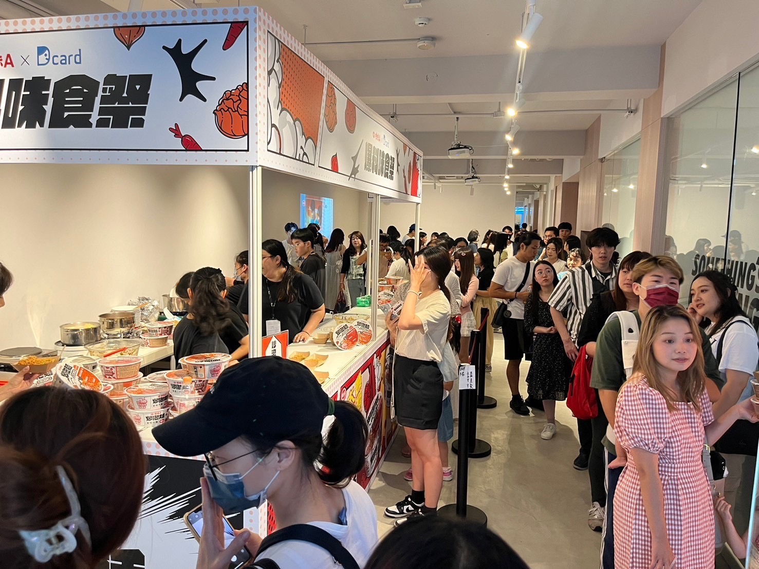 炒泡麵很有料 Dcard卡友及路人搶著來爆料