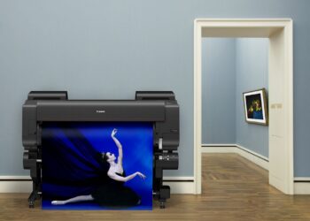 採用 3D 透明墨水　Canon 推出新款 12 色 PRO 系列高階大圖輸出機