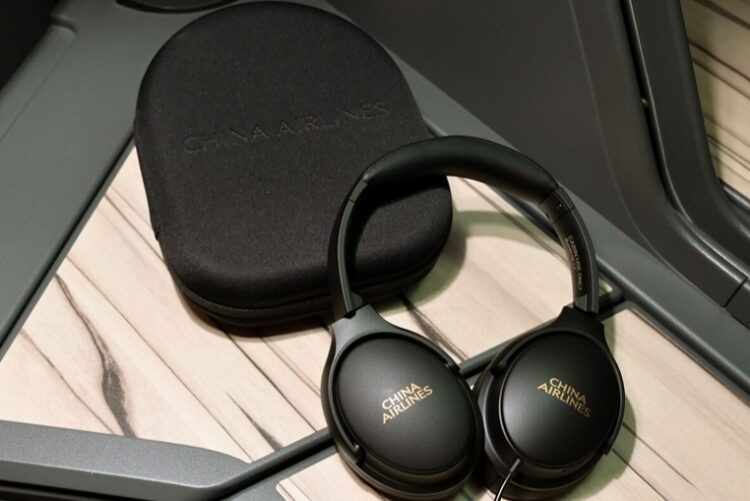 長程飛機就是睡不著？擔心機上睡不好被這一物拯救