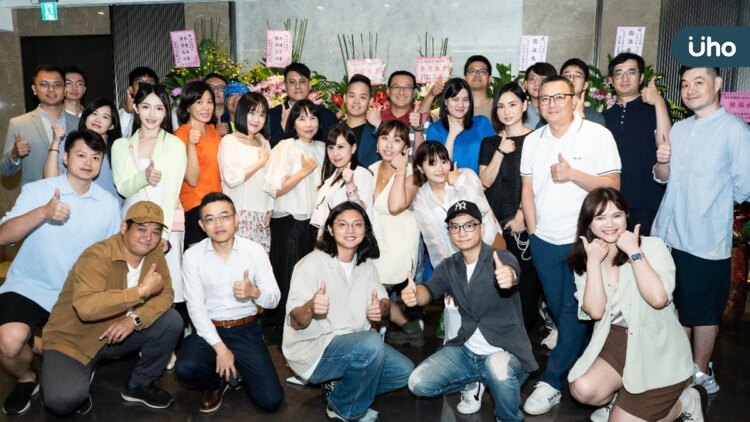 掌握AI趨勢搶先布局 雷夫數據科技攜手六略科技 共創行銷新局 掌握ai趨勢搶先布局-雷夫數據科技攜手六略科技-共創行銷新局