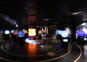 八月是浪漫的季節！天文館主題導覽帶妳認識七夕、英仙座流星雨與太陽系家族小成員！