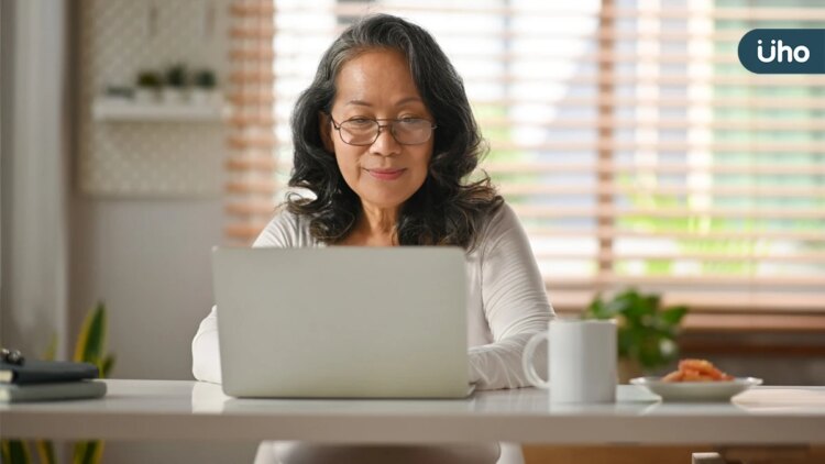 阿嬤心情不佳沒食慾以為憂鬱症,就診發現是白內障惹禍!醫:視力品質差恐引患者憂鬱現象 阿嬤心情不佳沒食慾以為憂鬱症,就診發現是白內障惹禍!醫:視力品質差恐引患者憂鬱現象