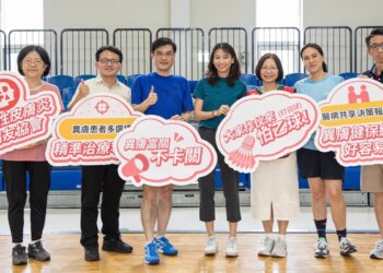 異位性皮膚炎奇癢無比如萬隻螞蟻鑽動，病灶痛如火燒