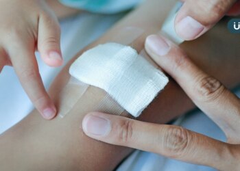 手術傷口不能碰水？日本絆創膠過時了！醫建議用「它」黏合皮膚不留疤