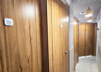 嘉義市東市場廁所新亮點-復刻城隍廟老花磚