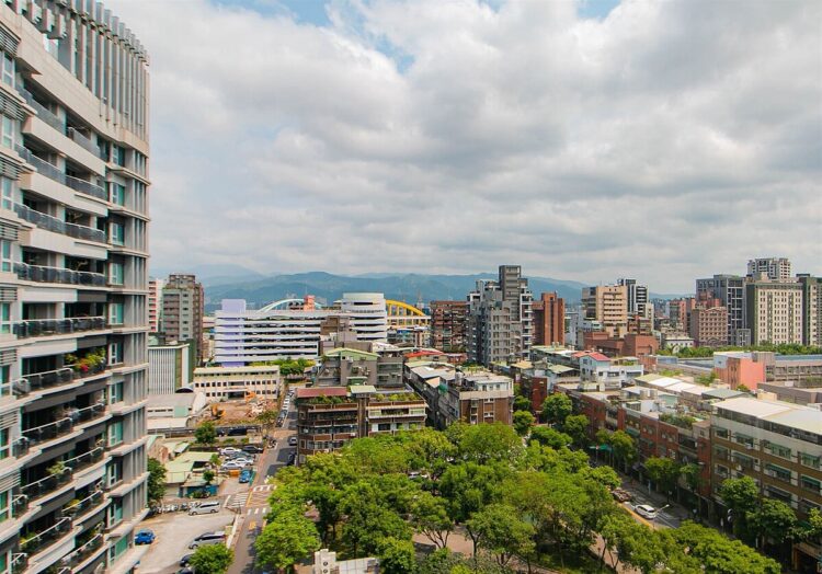 颱風攪局房市重創!2災區慘跌 房仲揭「下半年變數」 颱風攪局房市重創!2災區慘跌 房仲揭「下半年變數」