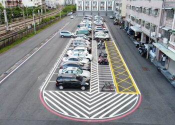 岡山車站後站新設停車場-搭乘捷運更便利