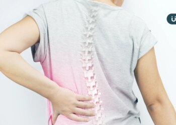 有圖解》抬頭挺胸反而腰背痠痛？醫授「1呼吸法」坐著就能放鬆脊椎