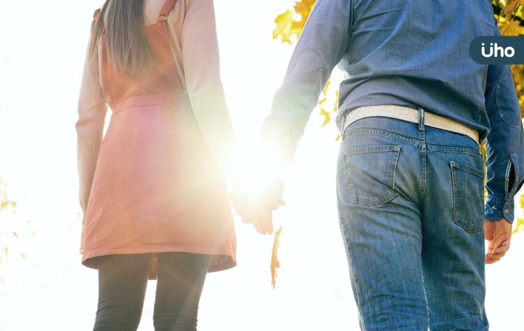 人真的可能「同時愛上兩個人」?心理師揭真相:以前或許受過情傷 人真的可能「同時愛上兩個人」?心理師揭真相:以前或許受過情傷