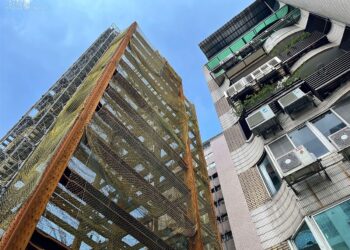 建商挑戰推案新紀錄！房市黑天鵝有機會形成　專家：變數並非不存在